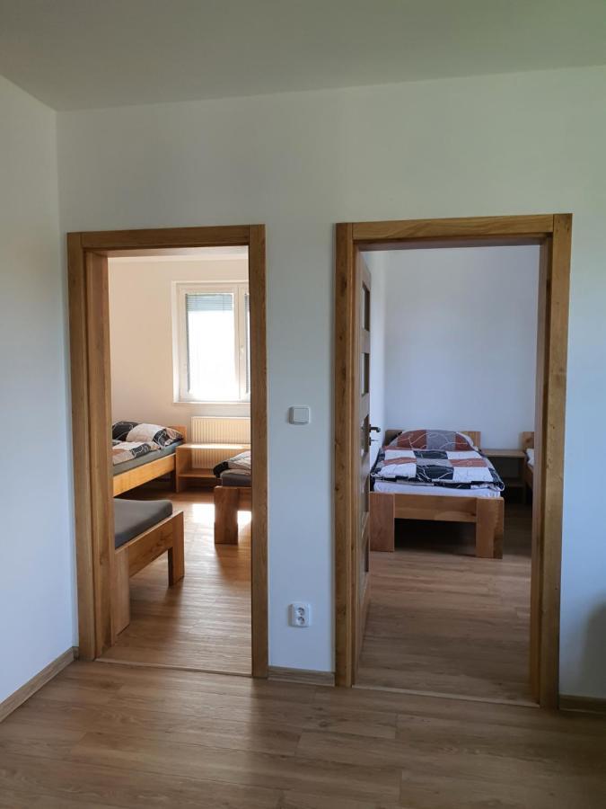 Apartman Ostrov Nad Oslavou Apartment *