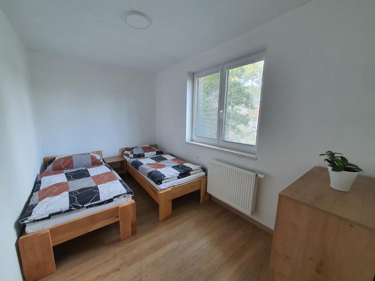 Apartman Ostrov Nad Oslavou Apartment *